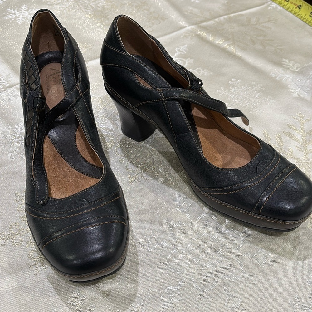 Clarks Artisan Mary Jane